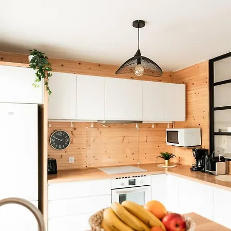 Апартаменты Cozy Refuge Des Hirondelles