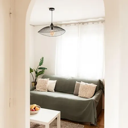 Апартаменты Cozy Refuge Des Hirondelles Анси