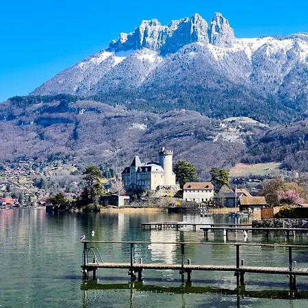 Апартаменты Cozy Refuge Des Hirondelles